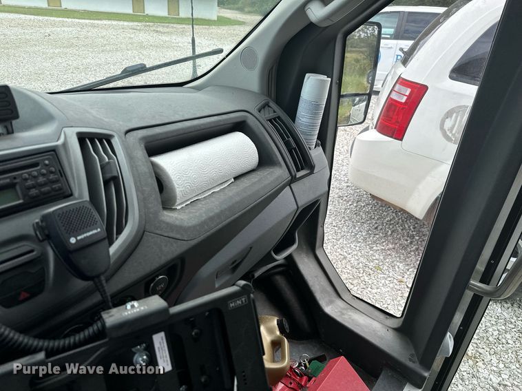 image for item NO9326 2018 Ford Transit T350HD  shuttle bus