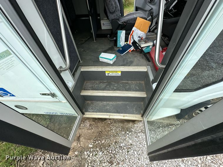 image for item NO9326 2018 Ford Transit T350HD  shuttle bus