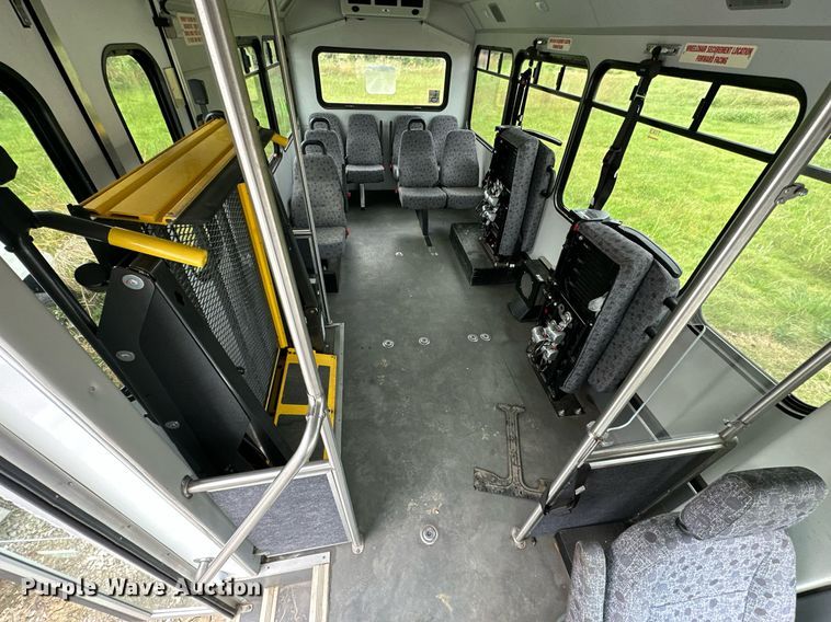 image for item NO9326 2018 Ford Transit T350HD  shuttle bus