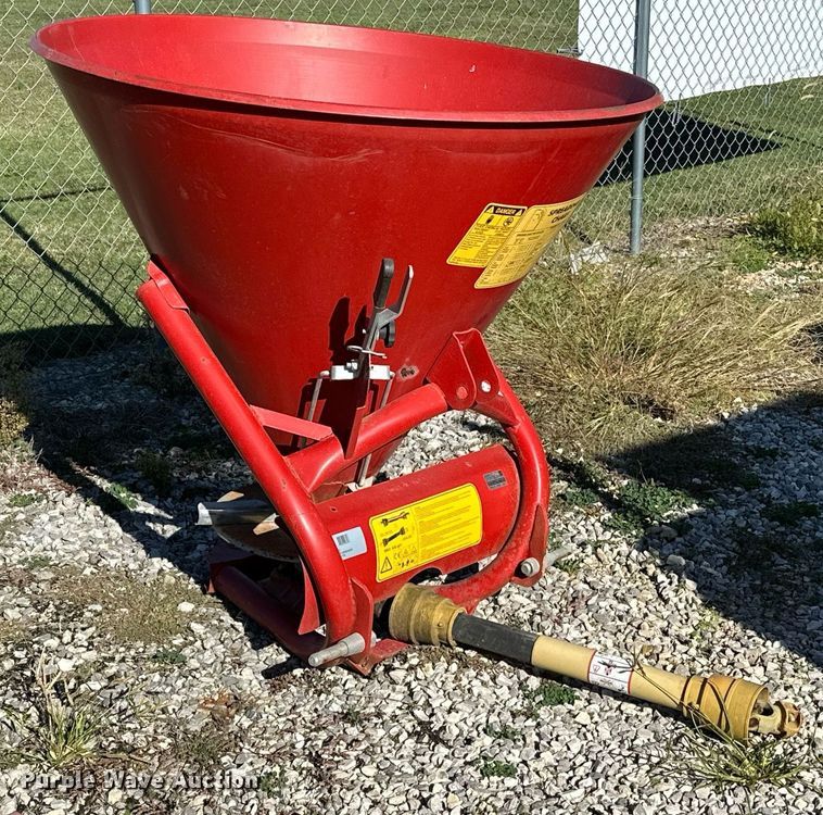 image for item NQ9425 Cosmo 500  spreader