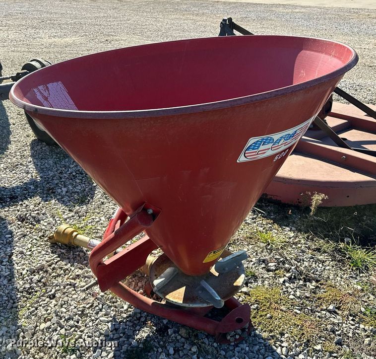 image for item NQ9425 Cosmo 500  spreader