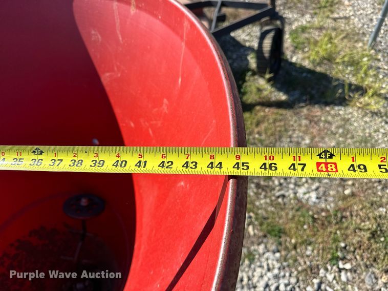 image for item NQ9425 Cosmo 500  spreader