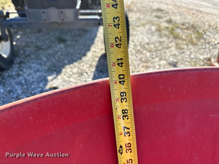 image for item NQ9425 Cosmo 500  spreader