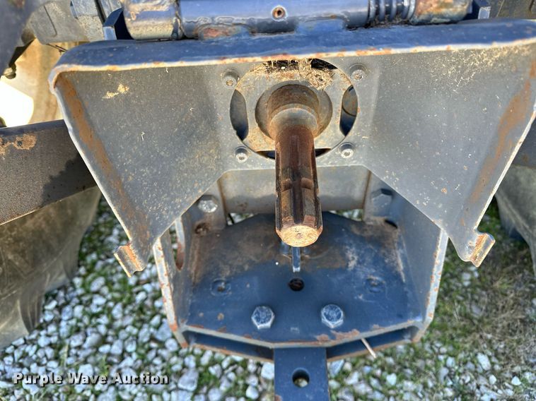 image for item NQ9426 2000 New Holland TN65  tractor