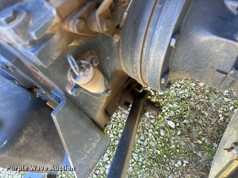 image for item NQ9426 2000 New Holland TN65  tractor