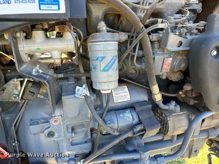 image for item NQ9426 2000 New Holland TN65  tractor