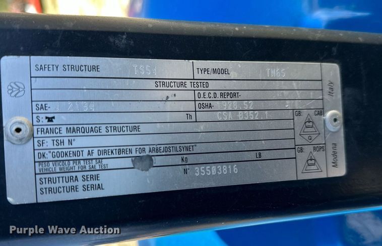 image for item NQ9426 2000 New Holland TN65  tractor