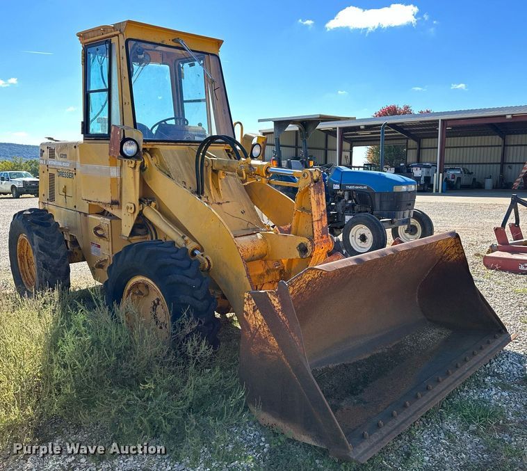 image for item NQ9427 1986 International-Hough 510 B  wheel loader
