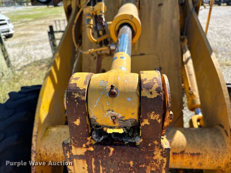 image for item NQ9427 1986 International-Hough 510 B  wheel loader