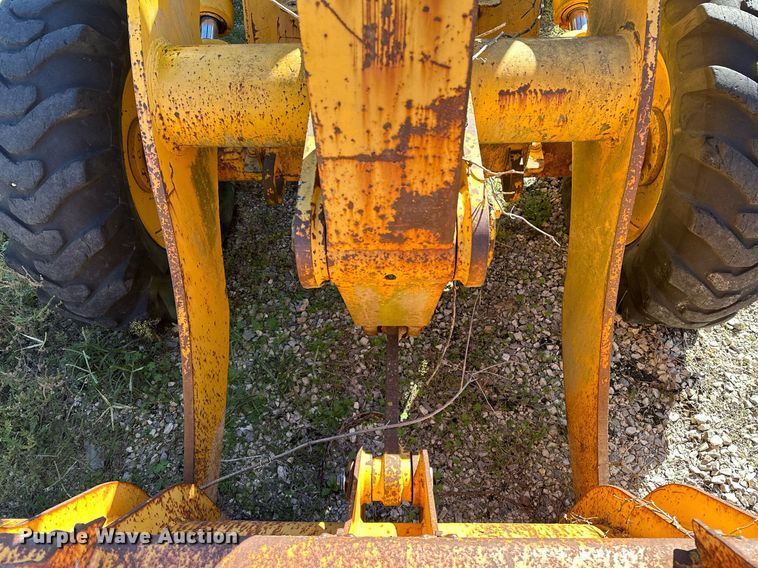 image for item NQ9427 1986 International-Hough 510 B  wheel loader