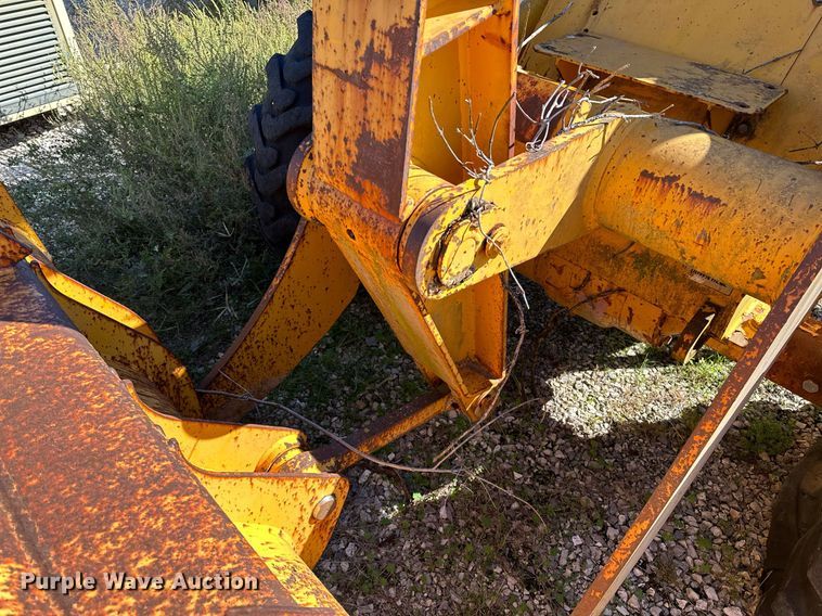 image for item NQ9427 1986 International-Hough 510 B  wheel loader