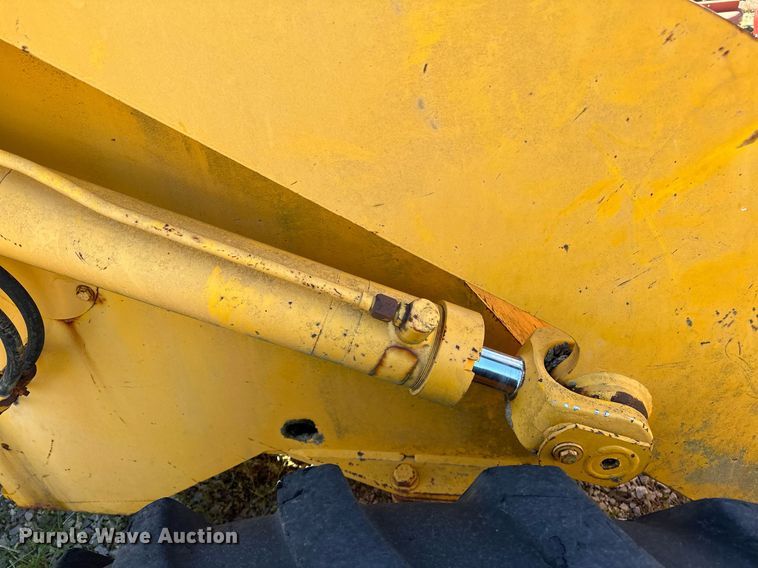 image for item NQ9427 1986 International-Hough 510 B  wheel loader