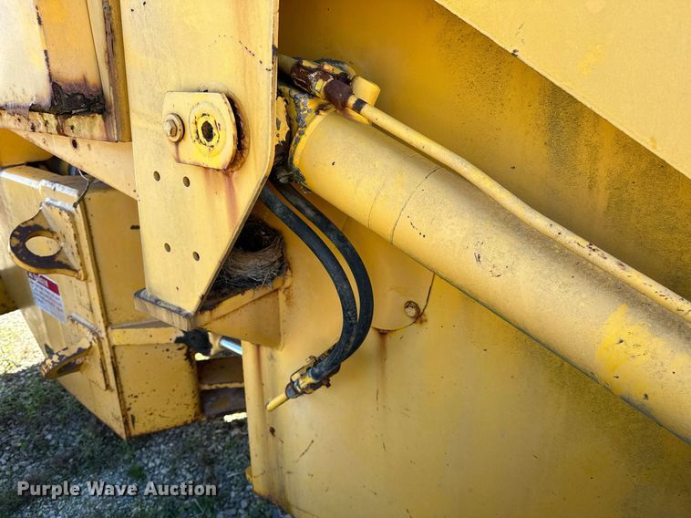 image for item NQ9427 1986 International-Hough 510 B  wheel loader