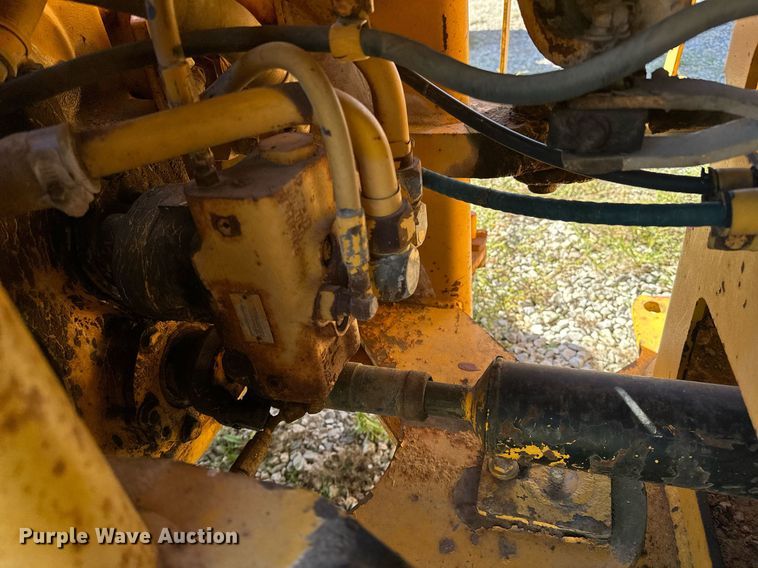 image for item NQ9427 1986 International-Hough 510 B  wheel loader