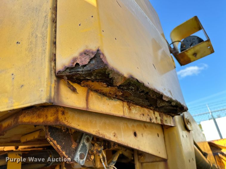 image for item NQ9427 1986 International-Hough 510 B  wheel loader