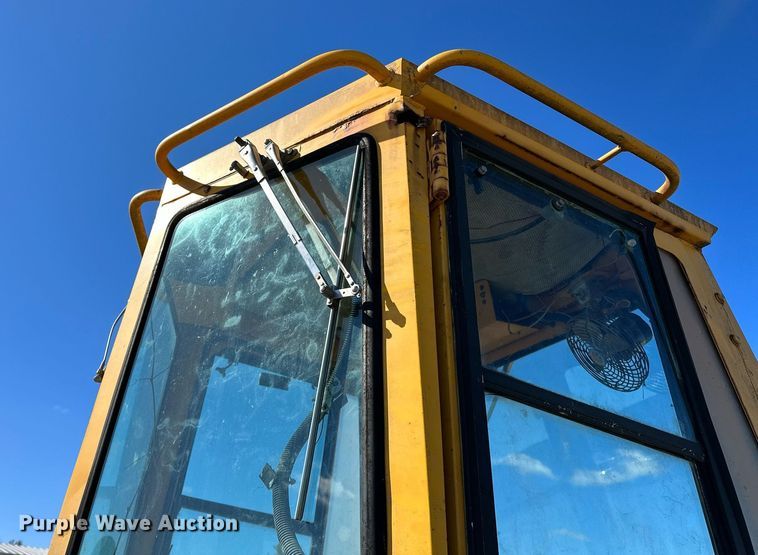 image for item NQ9427 1986 International-Hough 510 B  wheel loader