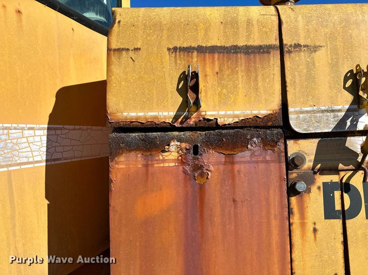 image for item NQ9427 1986 International-Hough 510 B  wheel loader