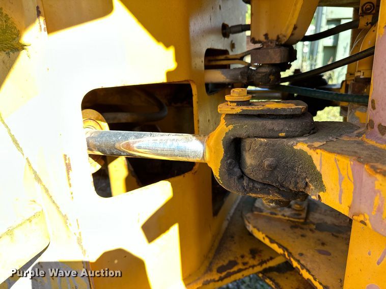 image for item NQ9427 1986 International-Hough 510 B  wheel loader