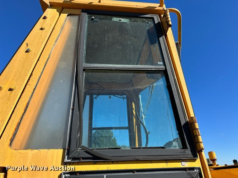 image for item NQ9427 1986 International-Hough 510 B  wheel loader