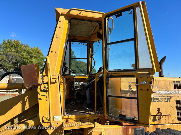 image for item NQ9427 1986 International-Hough 510 B  wheel loader