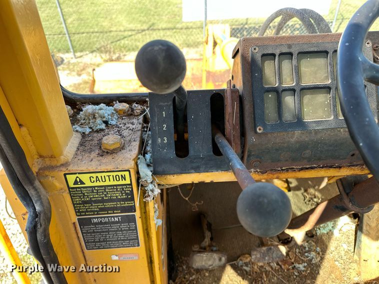 image for item NQ9427 1986 International-Hough 510 B  wheel loader