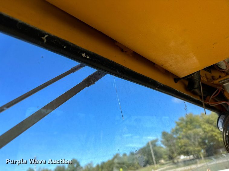 image for item NQ9427 1986 International-Hough 510 B  wheel loader