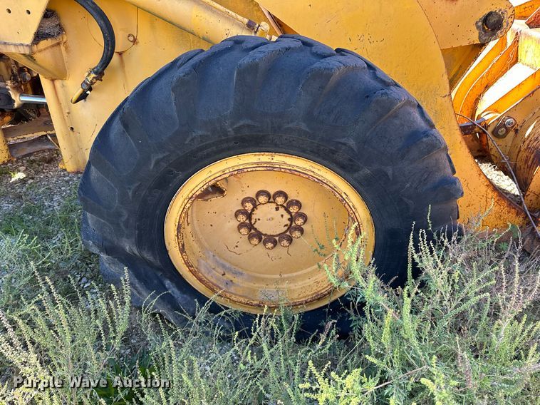 image for item NQ9427 1986 International-Hough 510 B  wheel loader