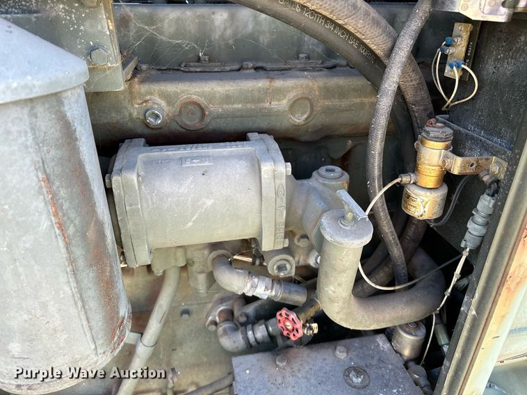 image for item NQ9428 1992 Forster  generator