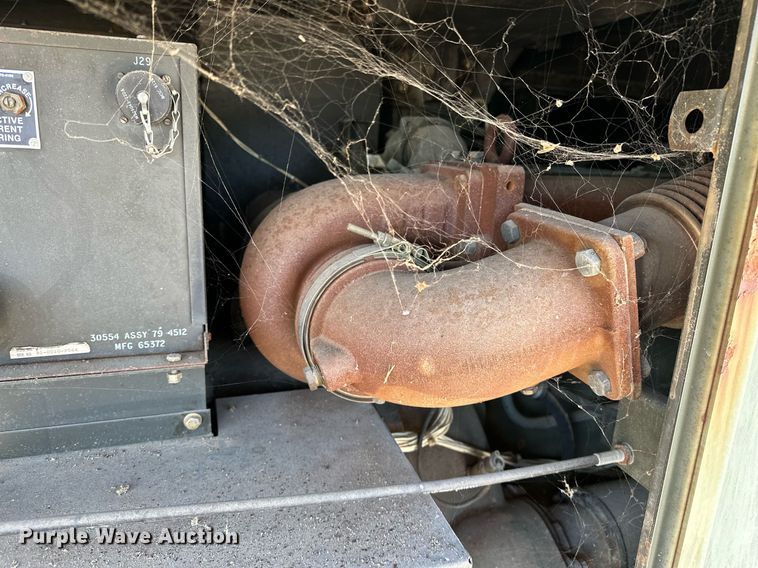 image for item NQ9428 1992 Forster  generator