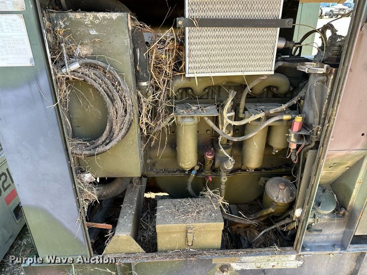 image for item NQ9432 1982 Libby Welding MEP-005A  generator