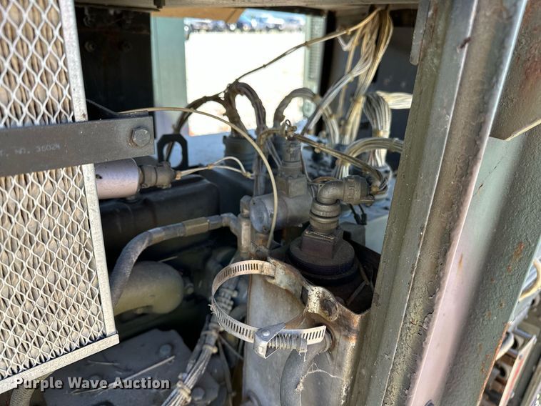 image for item NQ9432 1982 Libby Welding MEP-005A  generator