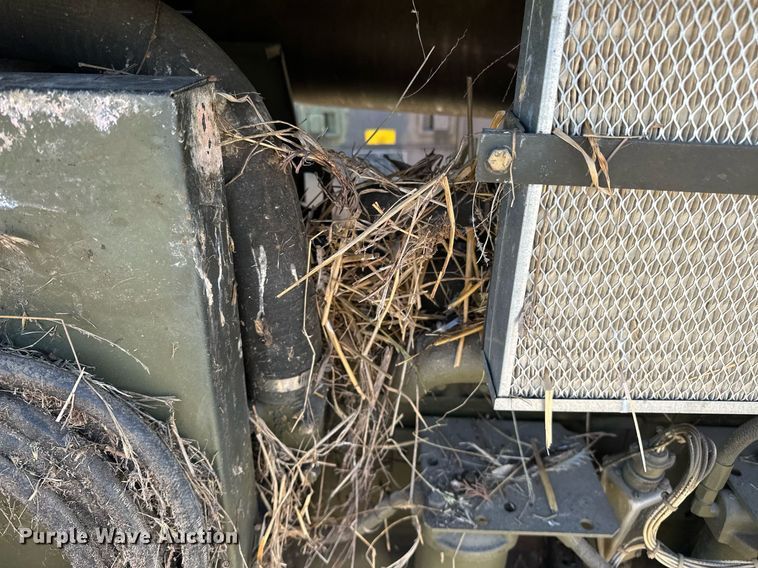 image for item NQ9432 1982 Libby Welding MEP-005A  generator