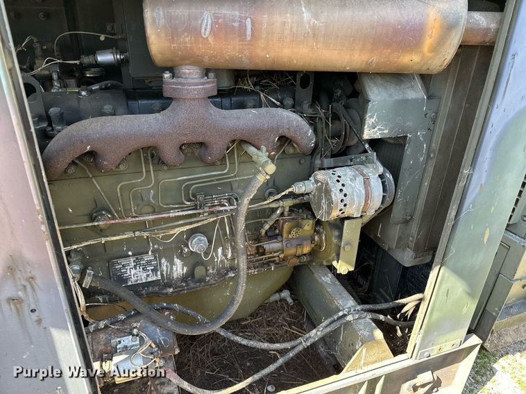 image for item NQ9432 1982 Libby Welding MEP-005A  generator