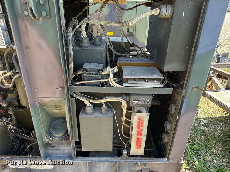 image for item NQ9432 1982 Libby Welding MEP-005A  generator