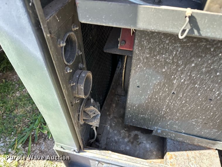 image for item NQ9432 1982 Libby Welding MEP-005A  generator