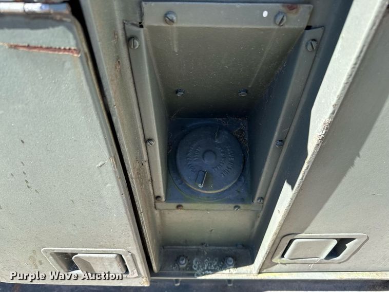 image for item NQ9433 1975 Fermont  generator