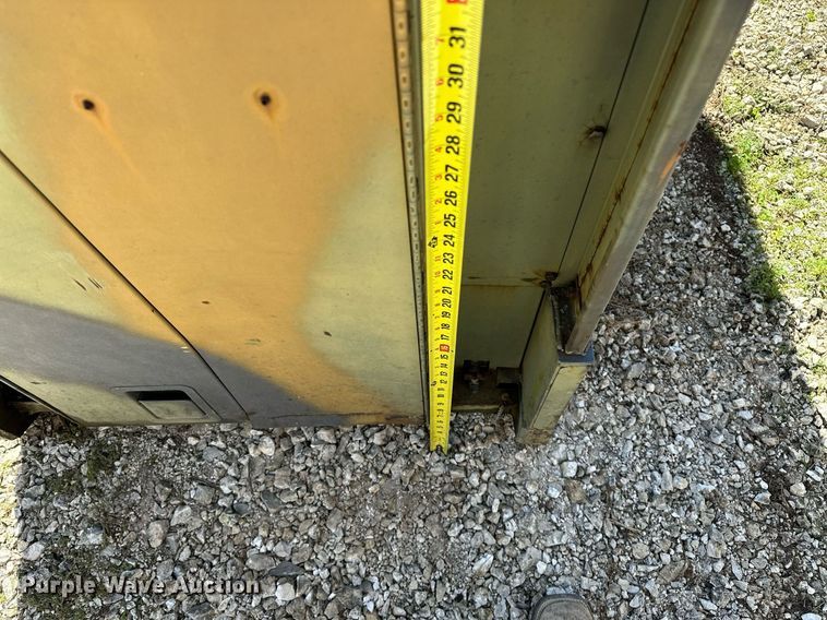 image for item NQ9434 1983  Generator