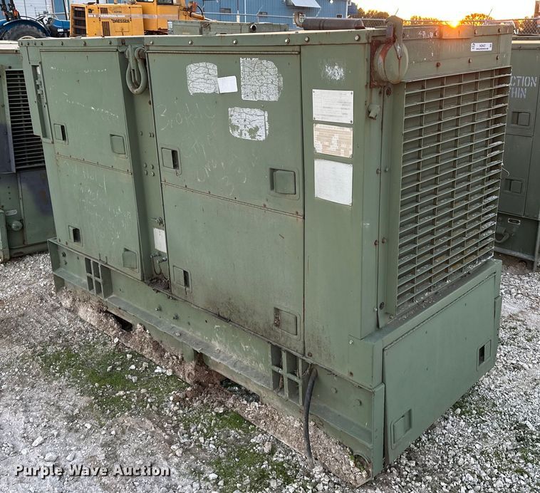 image for item NQ9437 1983 Fermont MEP-006A  generator