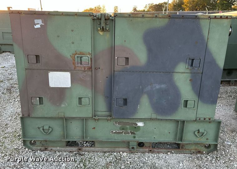 image for item NQ9438 1986 John R Hollingsworth MEP-005A  generator