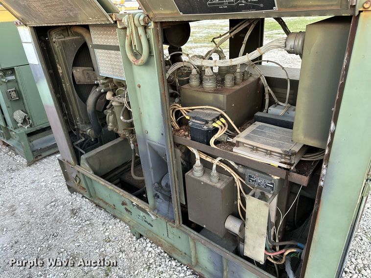 image for item NQ9438 1986 John R Hollingsworth MEP-005A  generator