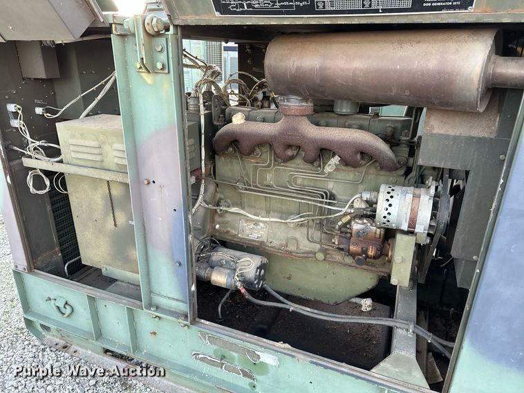 image for item NQ9438 1986 John R Hollingsworth MEP-005A  generator