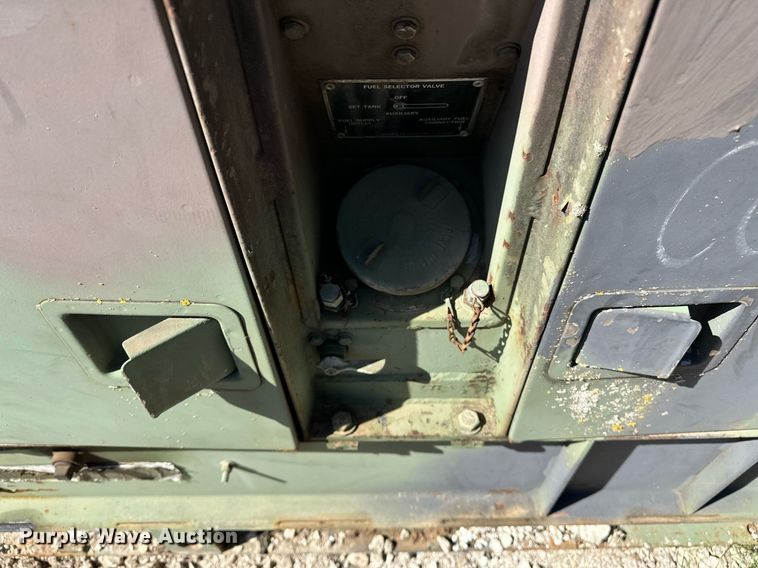 image for item NQ9439 1987 John R Hollingsworth MEP-005A  generator