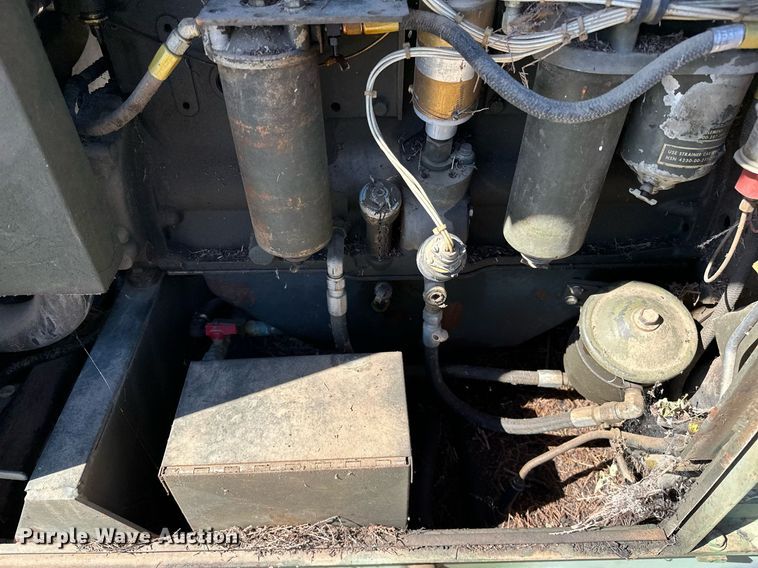 image for item NQ9439 1987 John R Hollingsworth MEP-005A  generator