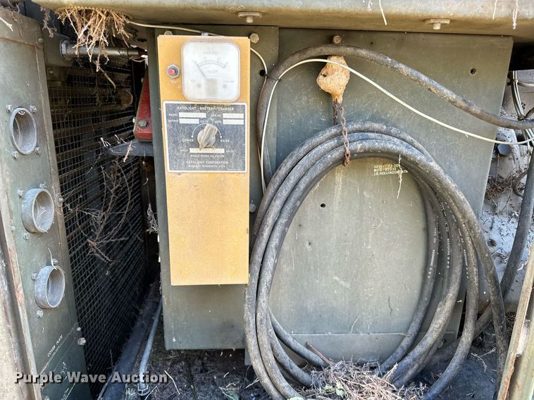 image for item NQ9439 1987 John R Hollingsworth MEP-005A  generator