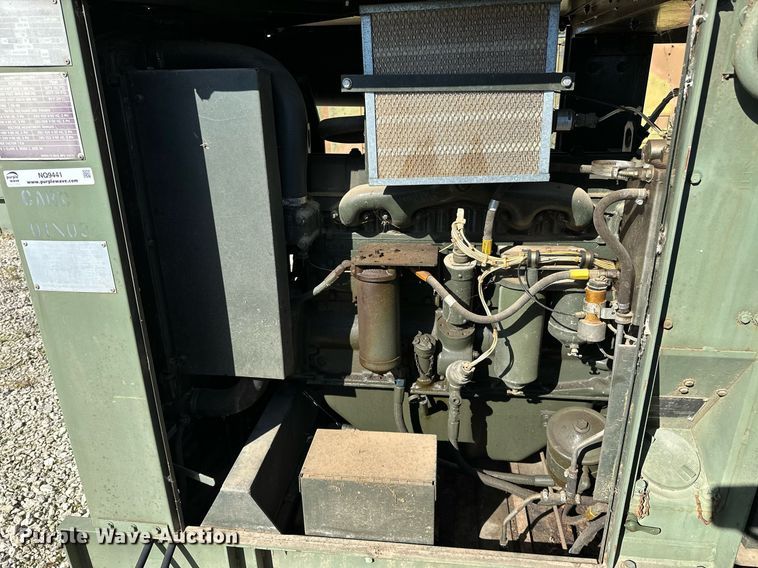 image for item NQ9441 1986 Libby Welding MEP-005A  generator