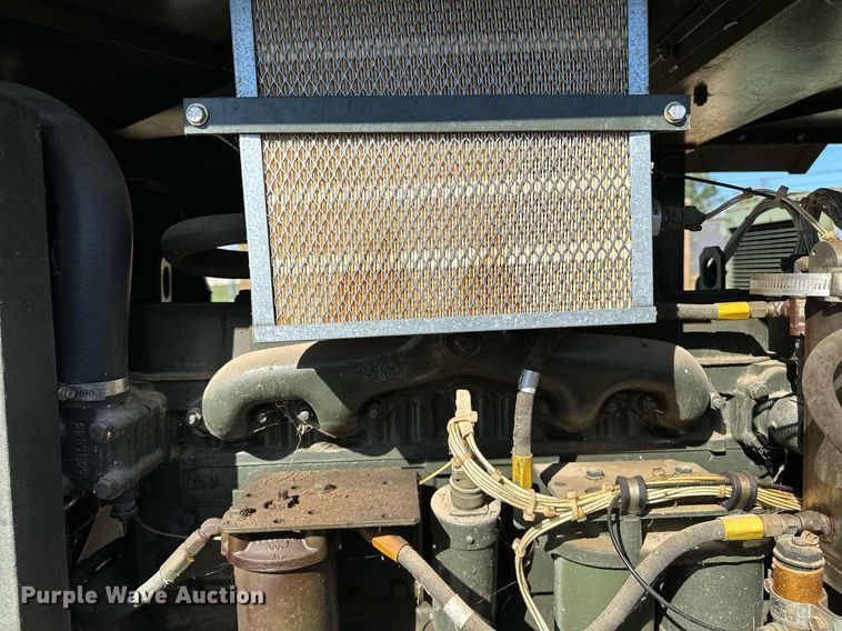 image for item NQ9441 1986 Libby Welding MEP-005A  generator