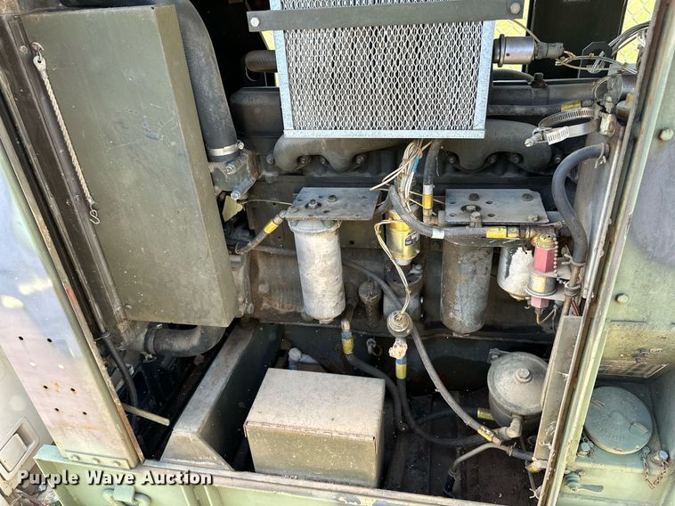 image for item NQ9442 1987 John R Hollingsworth MEP-005A  generator