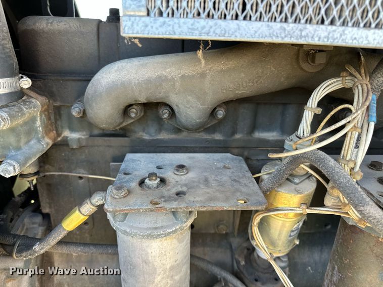 image for item NQ9442 1987 John R Hollingsworth MEP-005A  generator