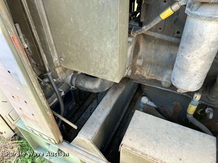 image for item NQ9442 1987 John R Hollingsworth MEP-005A  generator