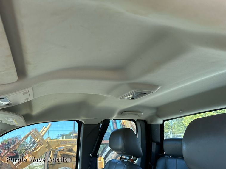 image for item NQ9444 2013 Chevrolet Silverado 1500  Ext. Cab pickup truck